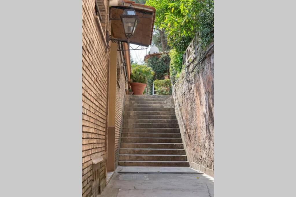 Elegante Open Space Con Vasca Idromassaggio A Trastevere * Rom
